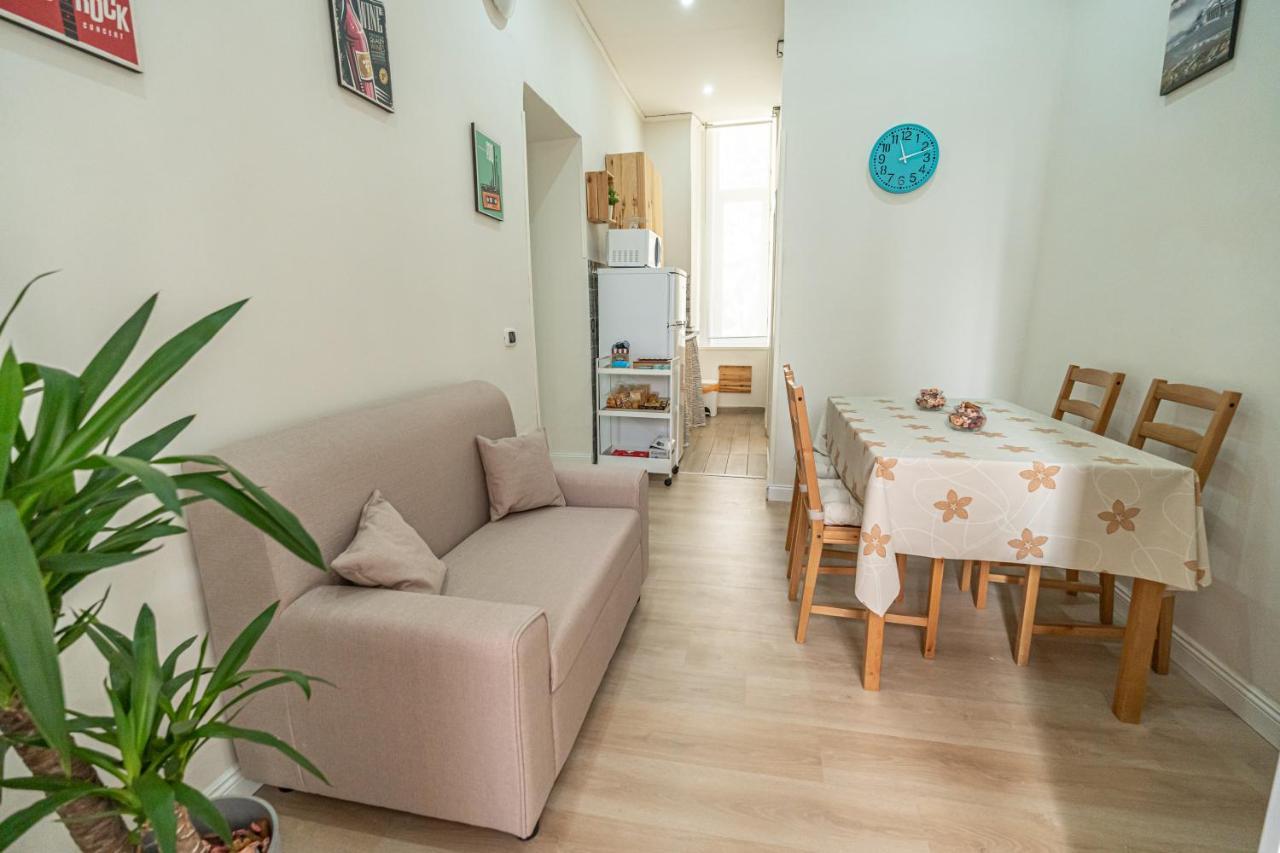 Casa Vacanze Decumano 18 Napels Buitenkant foto