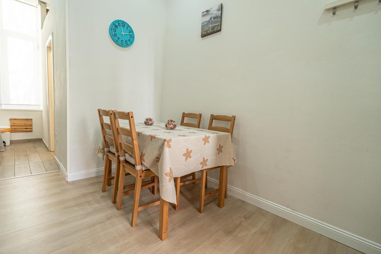 Casa Vacanze Decumano 18 Napels Buitenkant foto
