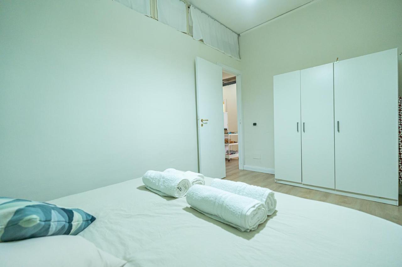 Casa Vacanze Decumano 18 Napels Buitenkant foto
